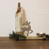 Teelichthalter aus Holz und Metall mit Elch Motiv