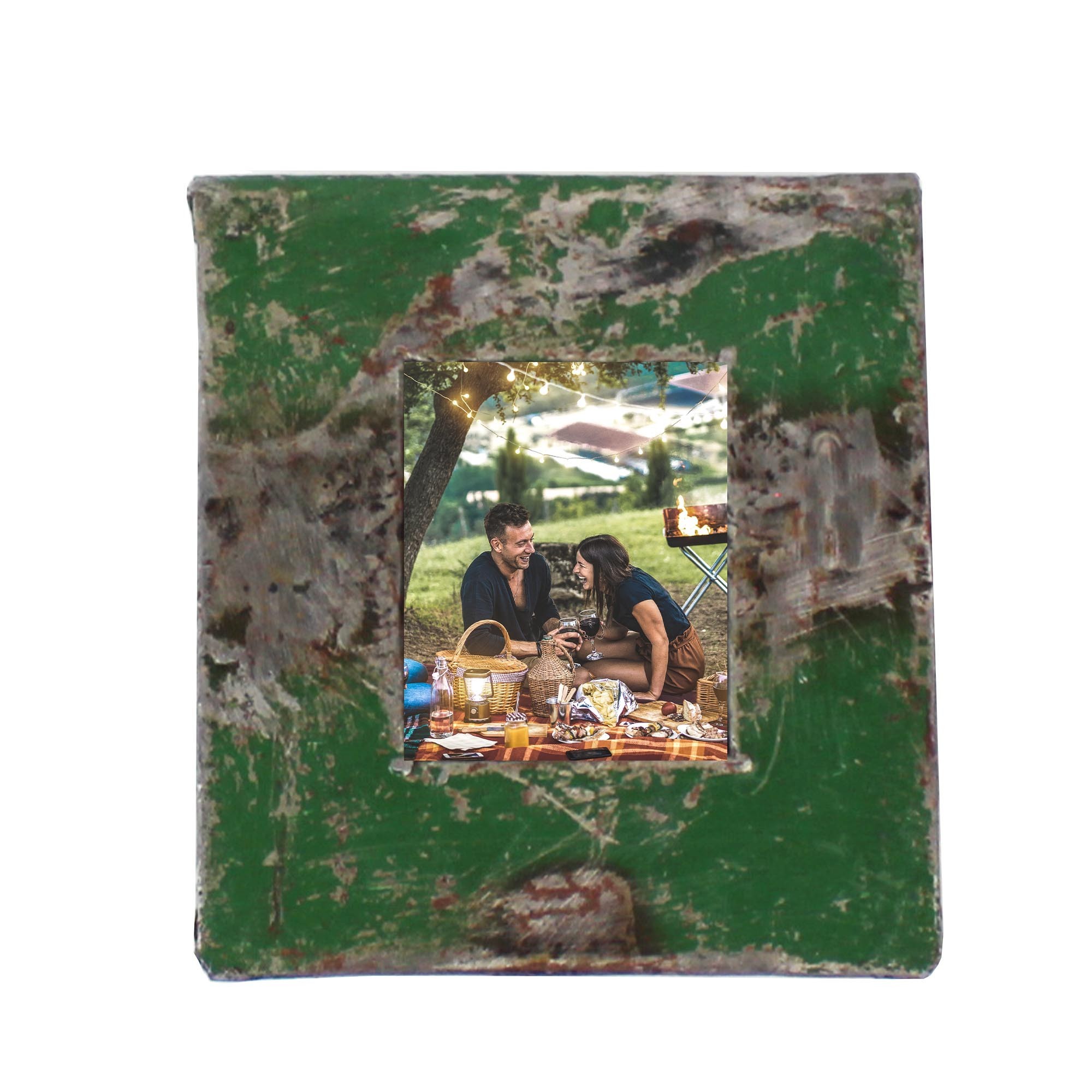 Bilderrahmen aus Metallfässern grün für Passbilder
