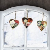 Fensterdeko Herz aus Blech mit Blumenmuster