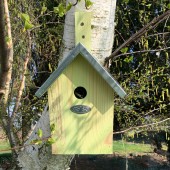 Vogelhäuschen zum Aufhängen aus Holz
