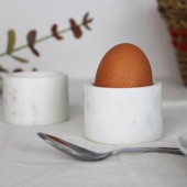 Eierbecher aus Marmor weiß Copa