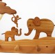 Kindergarderobe aus Holz, Elefanten