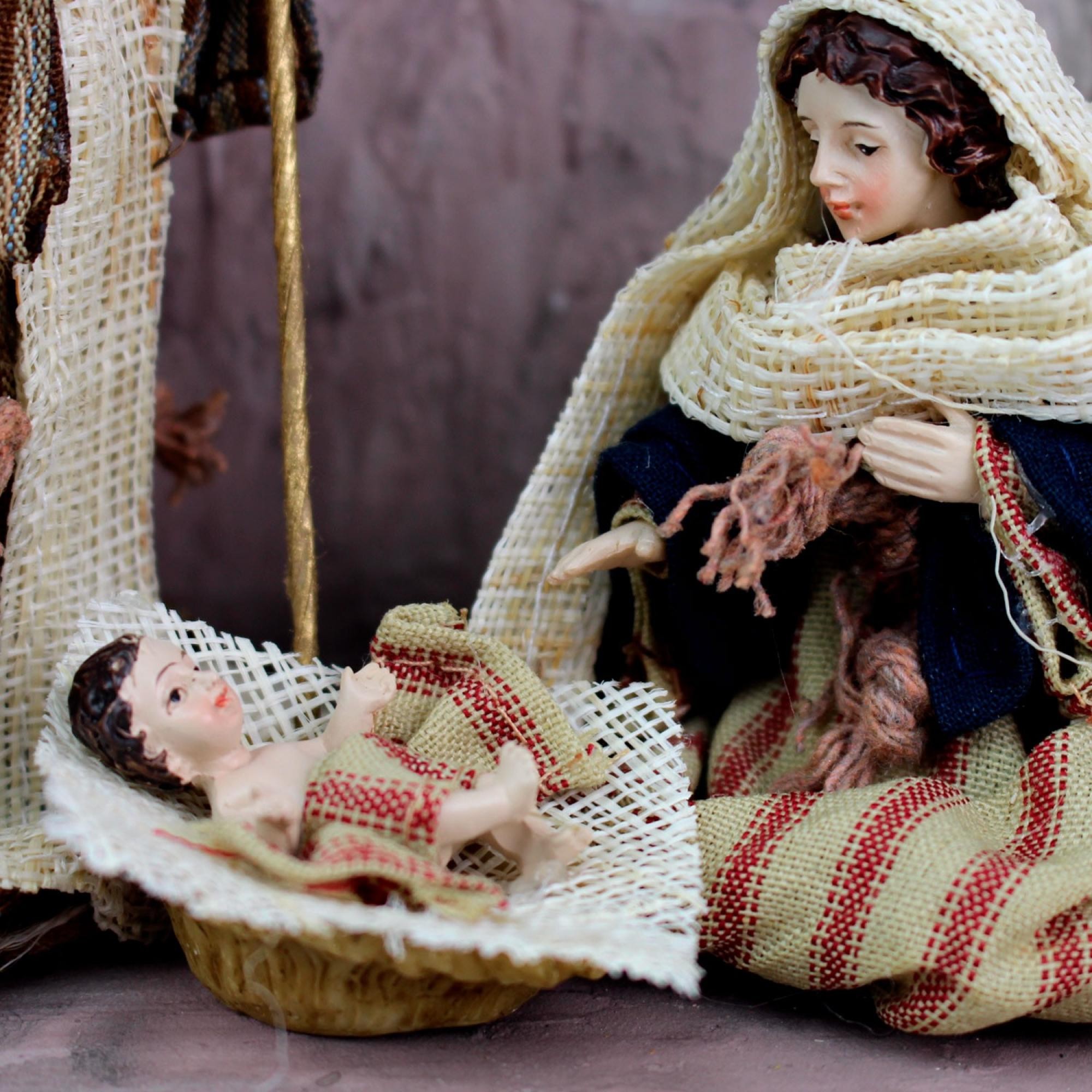 Krippenfiguren Set mit Kleidung, Heilige Familie 10cm kaufen