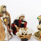 Krippenfiguren Set mit Kleidung | Heilige Familie und 3 Königen